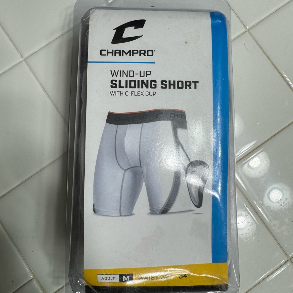 Champro White Sliding Shorts with C-Flex Cup mens medium 32-34”